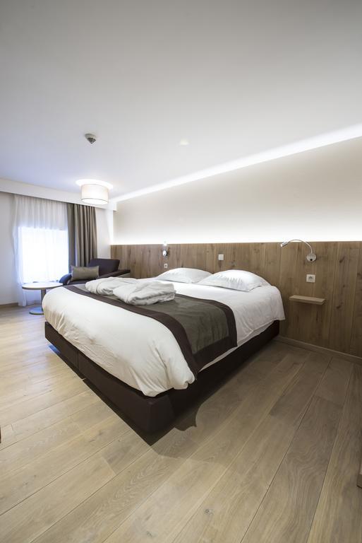 Hotel Le Fournil Redu Ngoại thất bức ảnh
